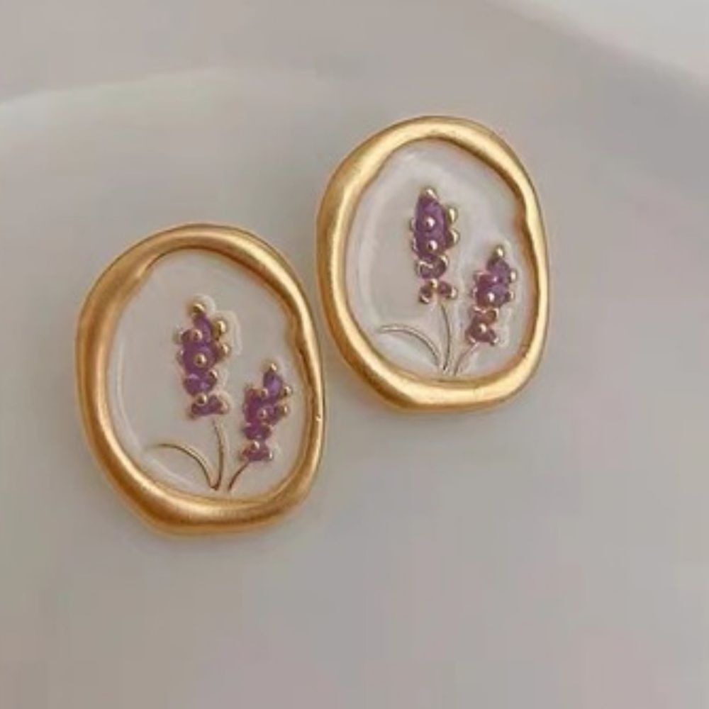 Gold and Purple Earrings with Floral Design M369